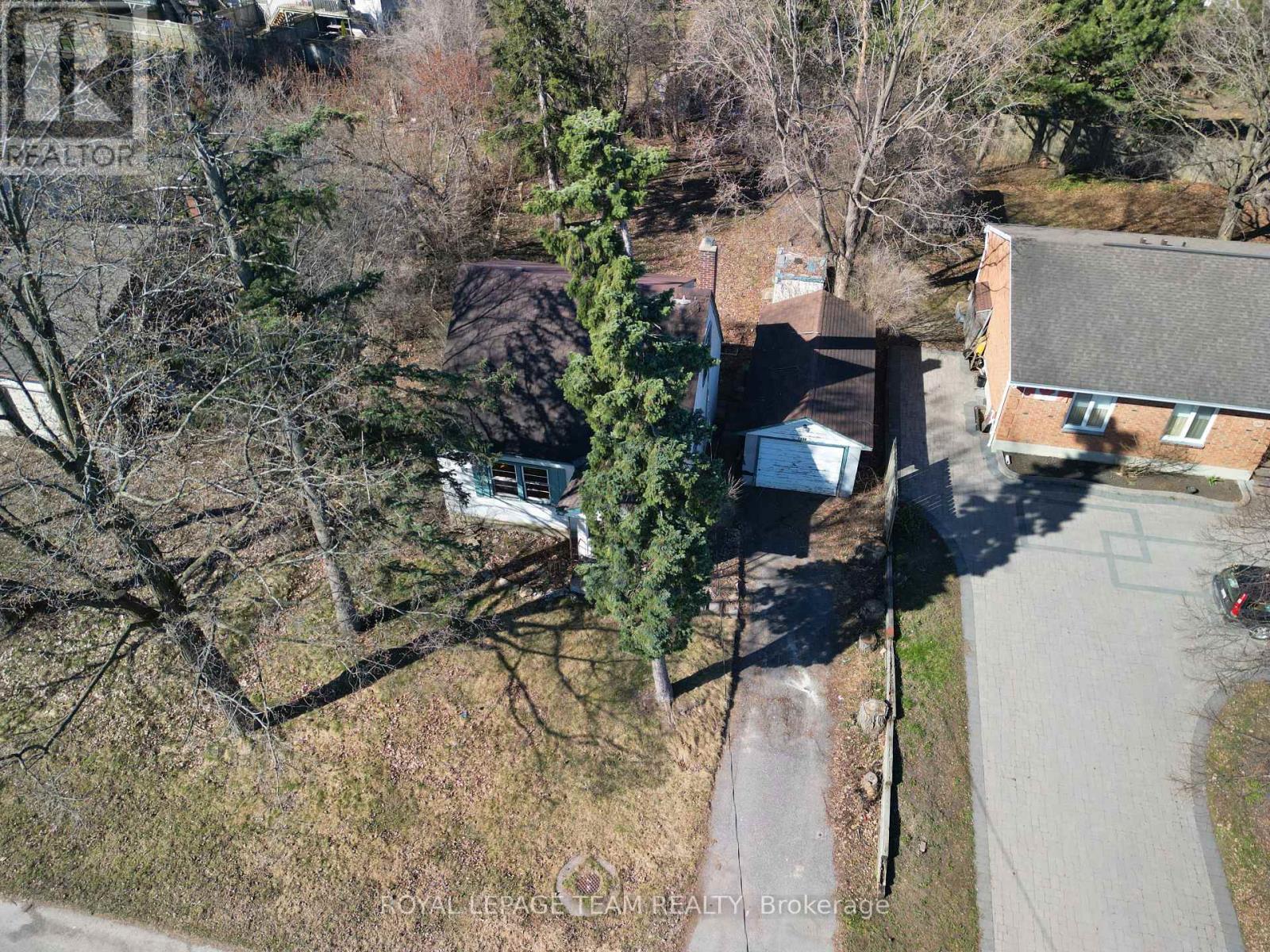 1548 ORTONA AVENUE - 19