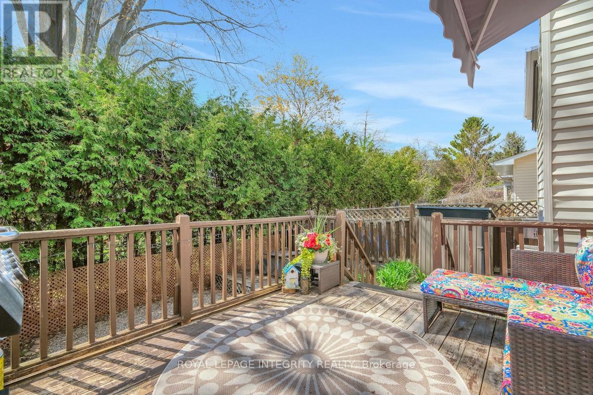 1575 DES GRIVES CRESCENT - 42