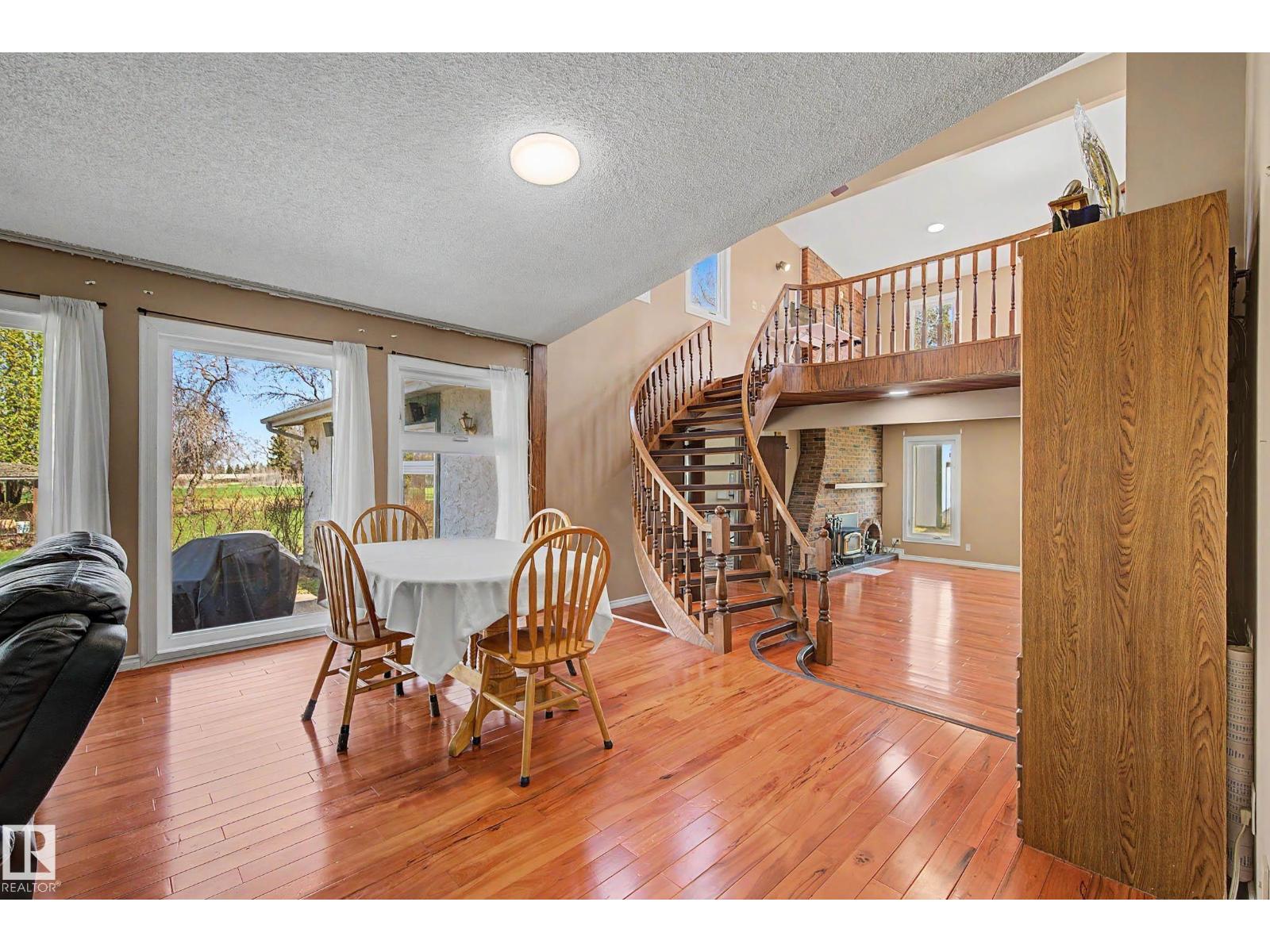 250 197 AV NE, Edmonton