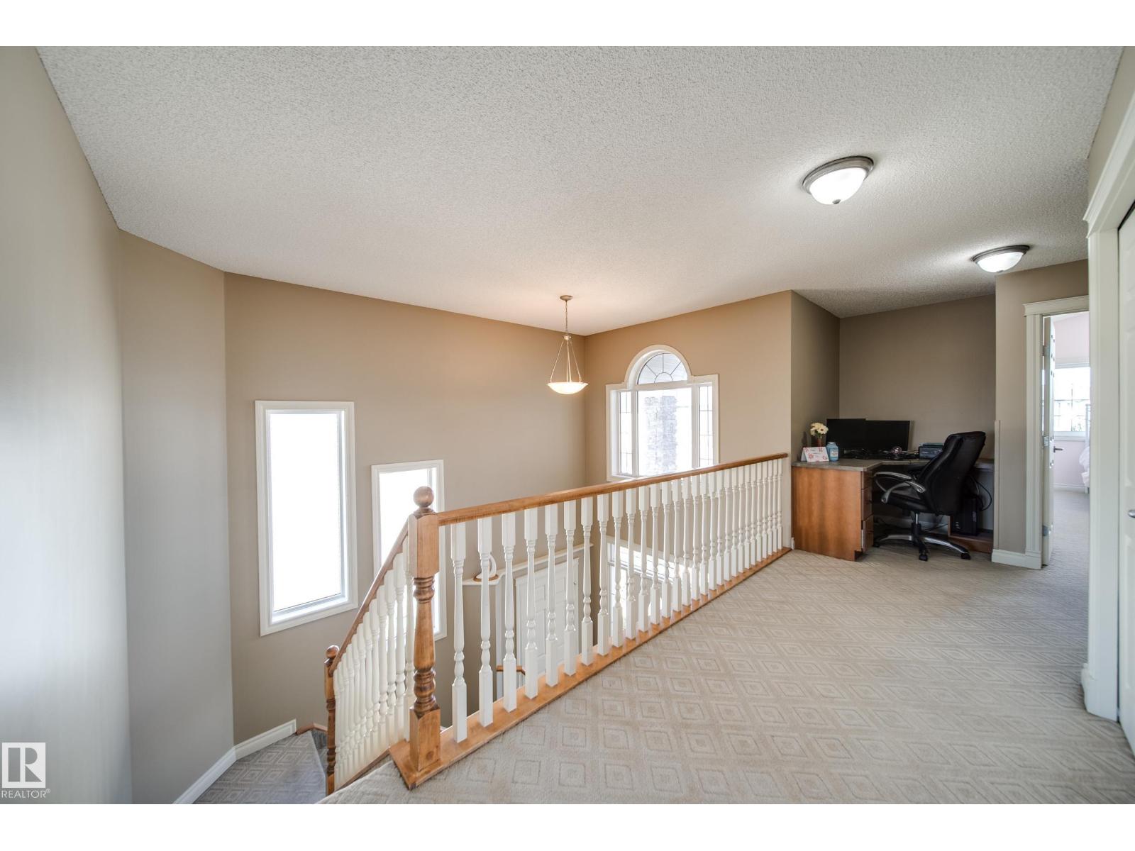 12627 16 AV SW, Edmonton