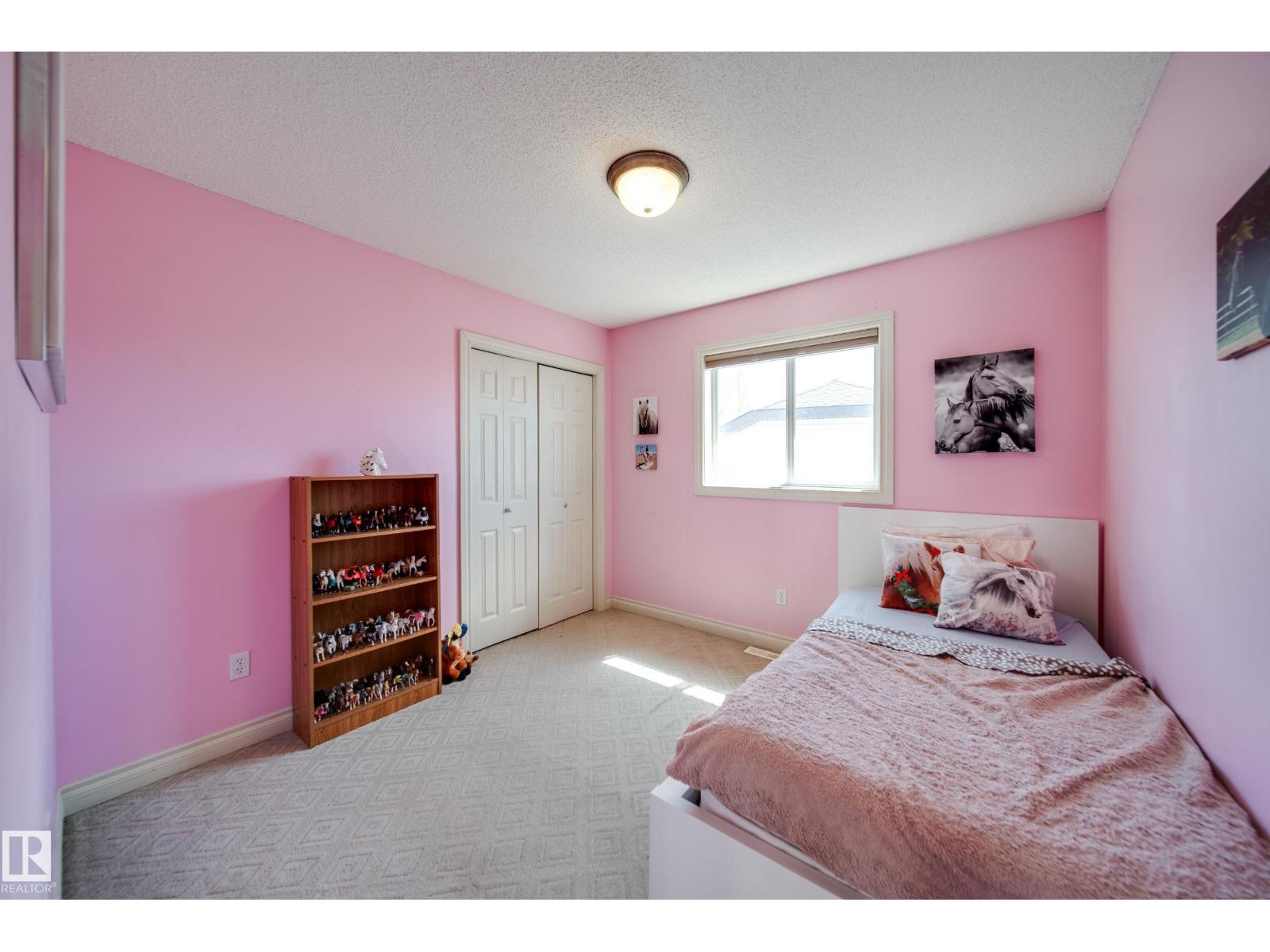 12627 16 AV SW, Edmonton
