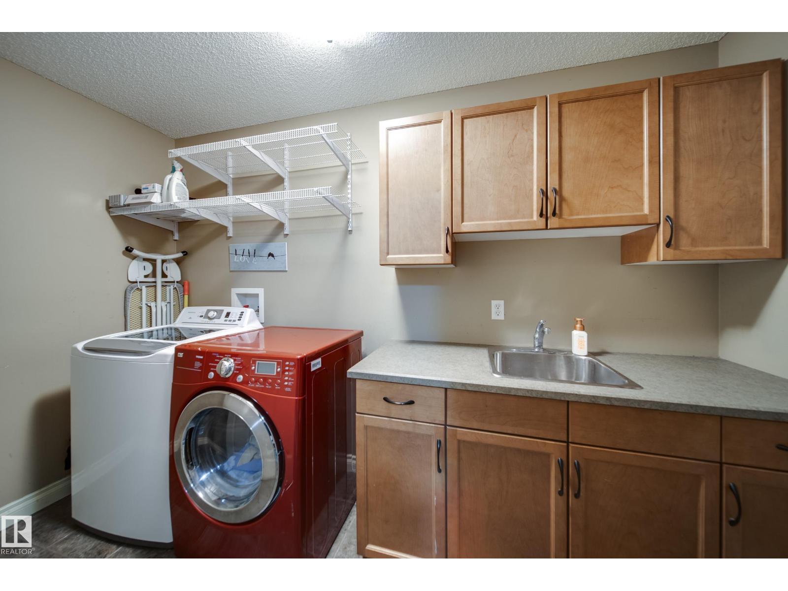12627 16 AV SW, Edmonton
