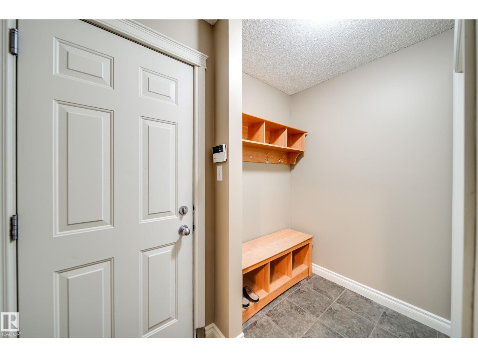 12627 16 AV SW, Edmonton