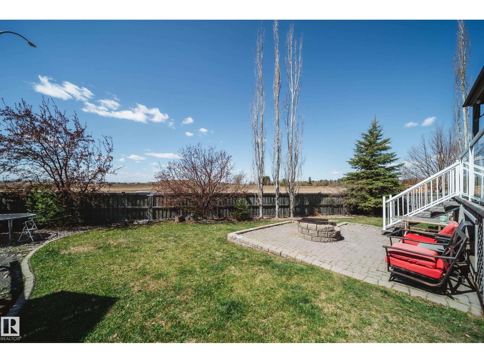 12627 16 AV SW, Edmonton