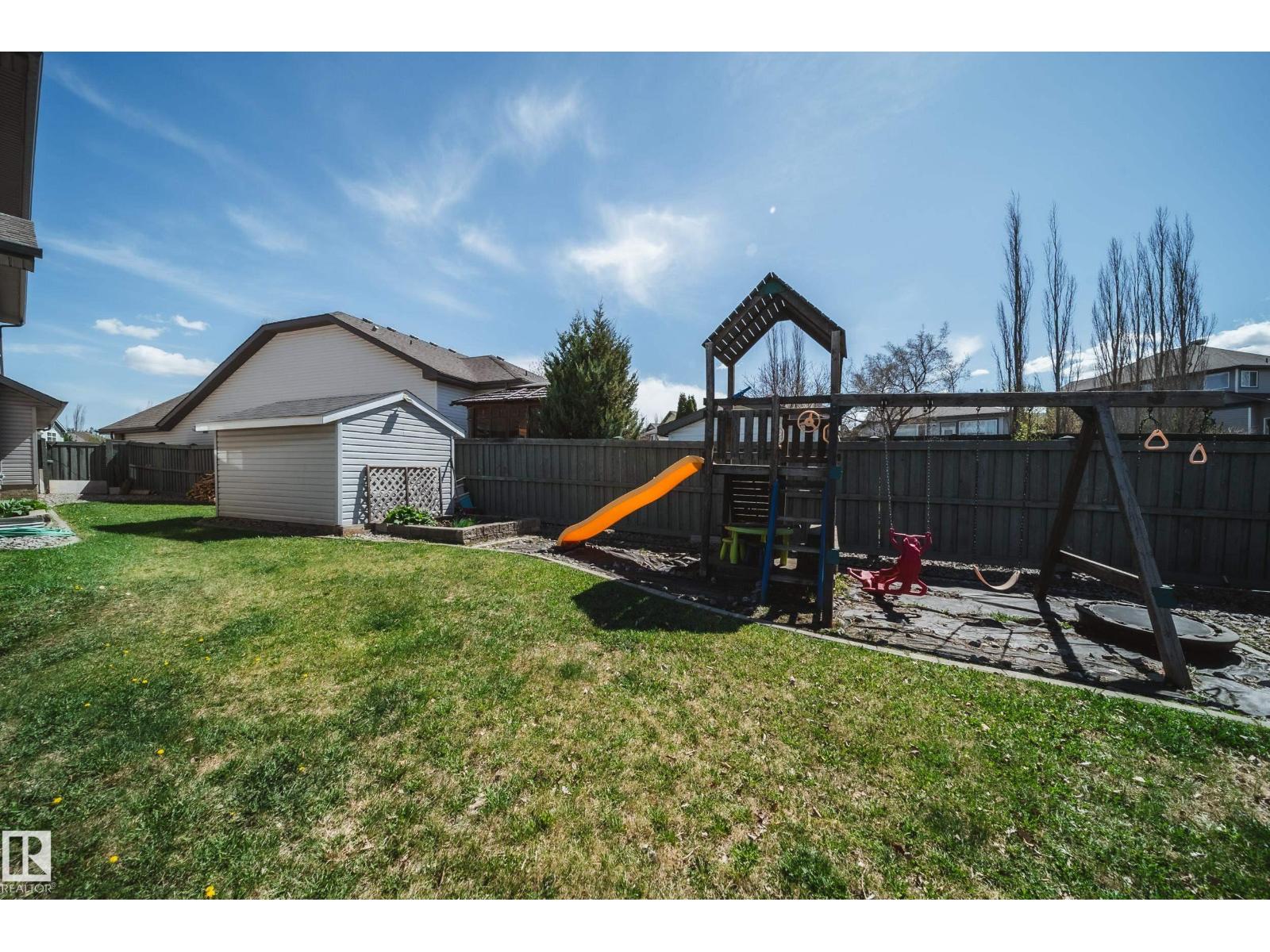 12627 16 AV SW, Edmonton