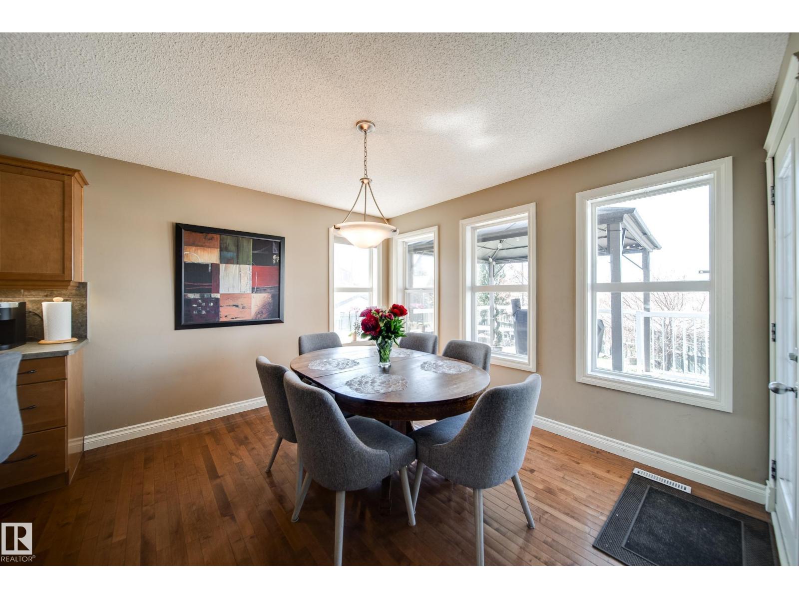12627 16 AV SW, Edmonton