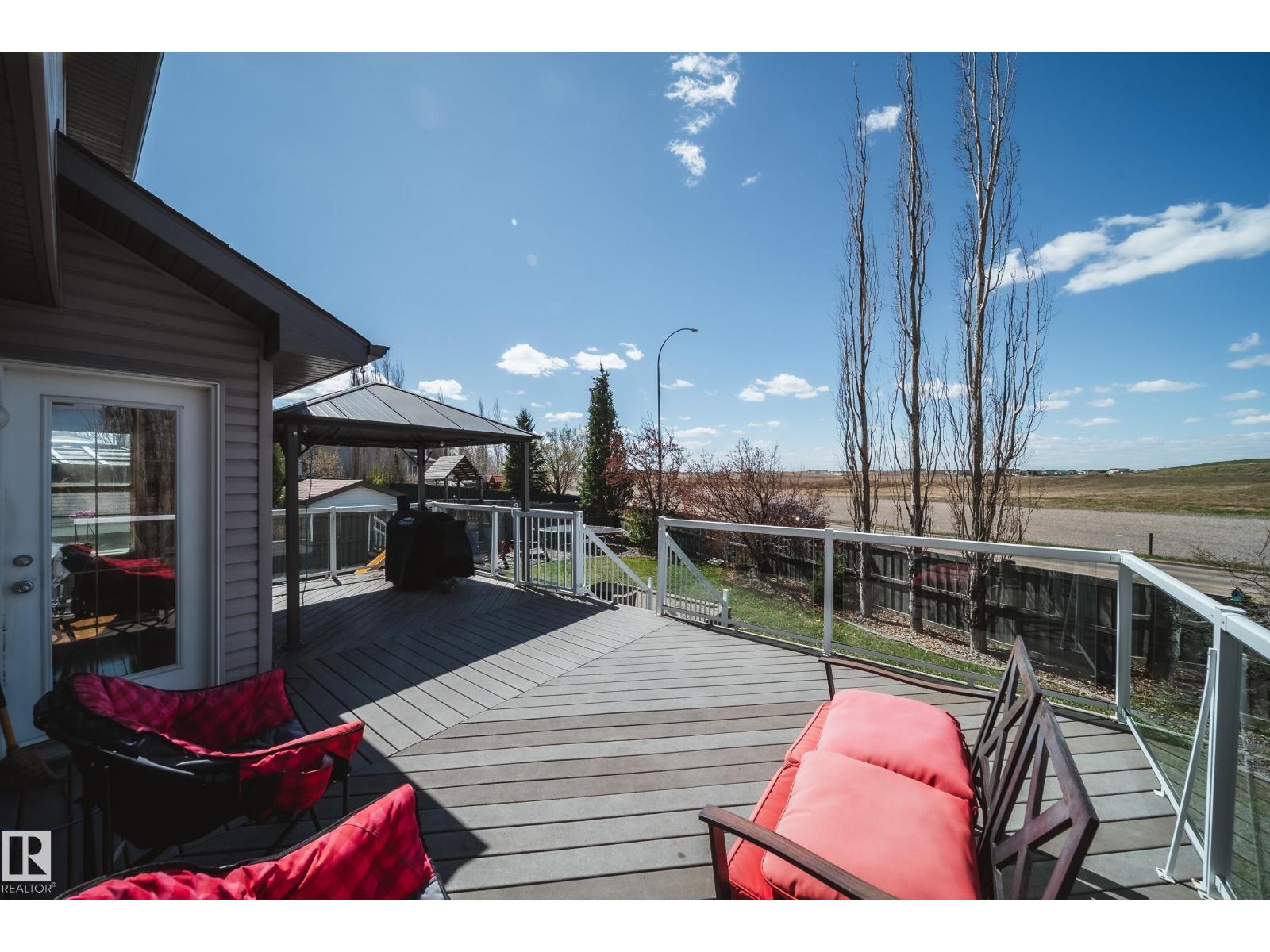 12627 16 AV SW, Edmonton