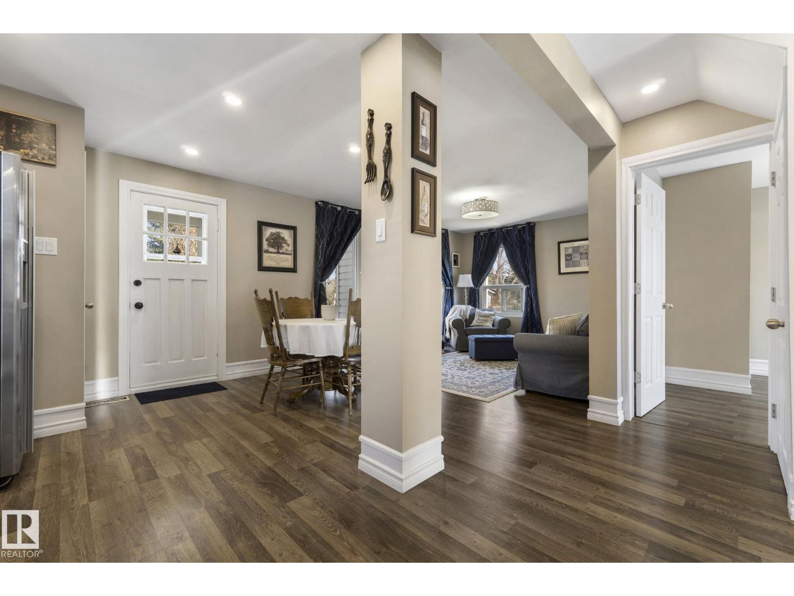 10117 103 AV — photo 7