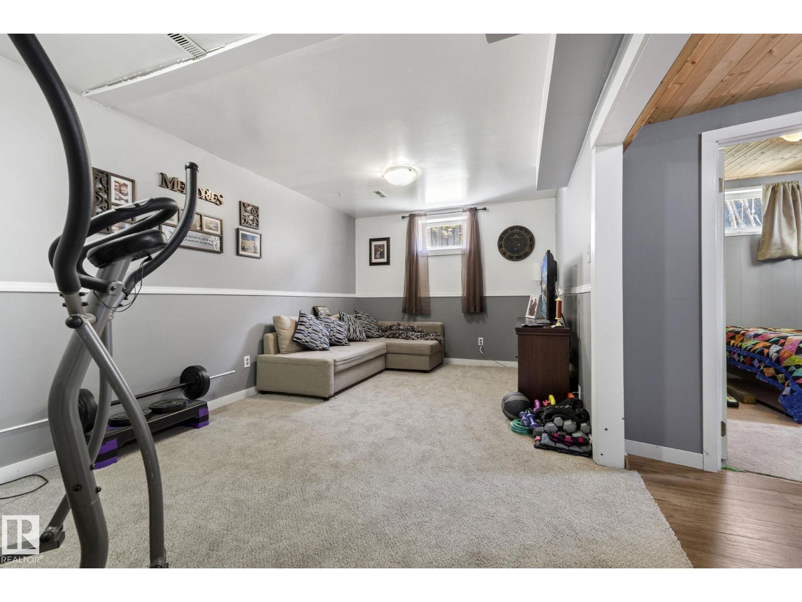 10117 103 AV — photo 39