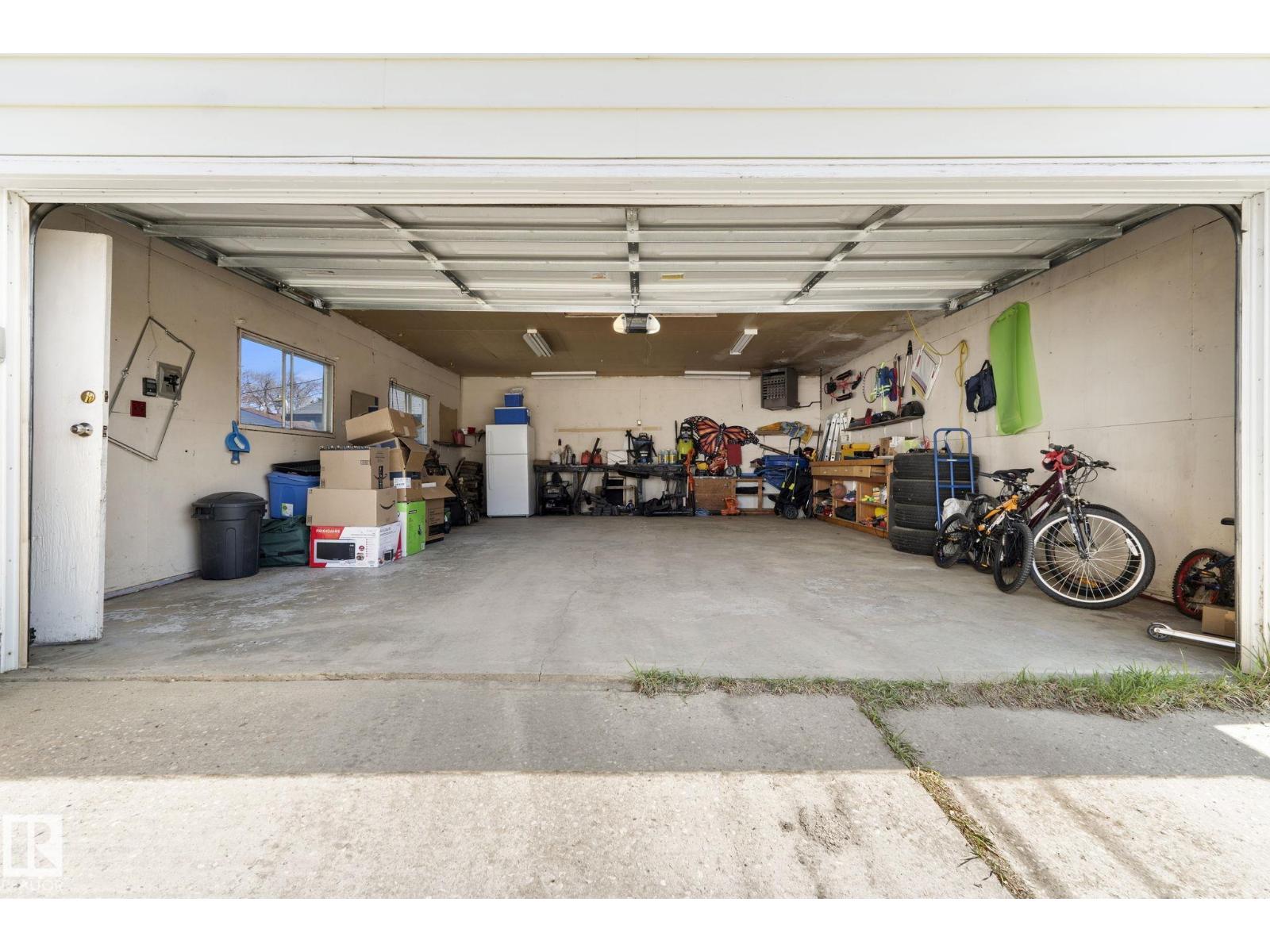 10117 103 AV — photo 54