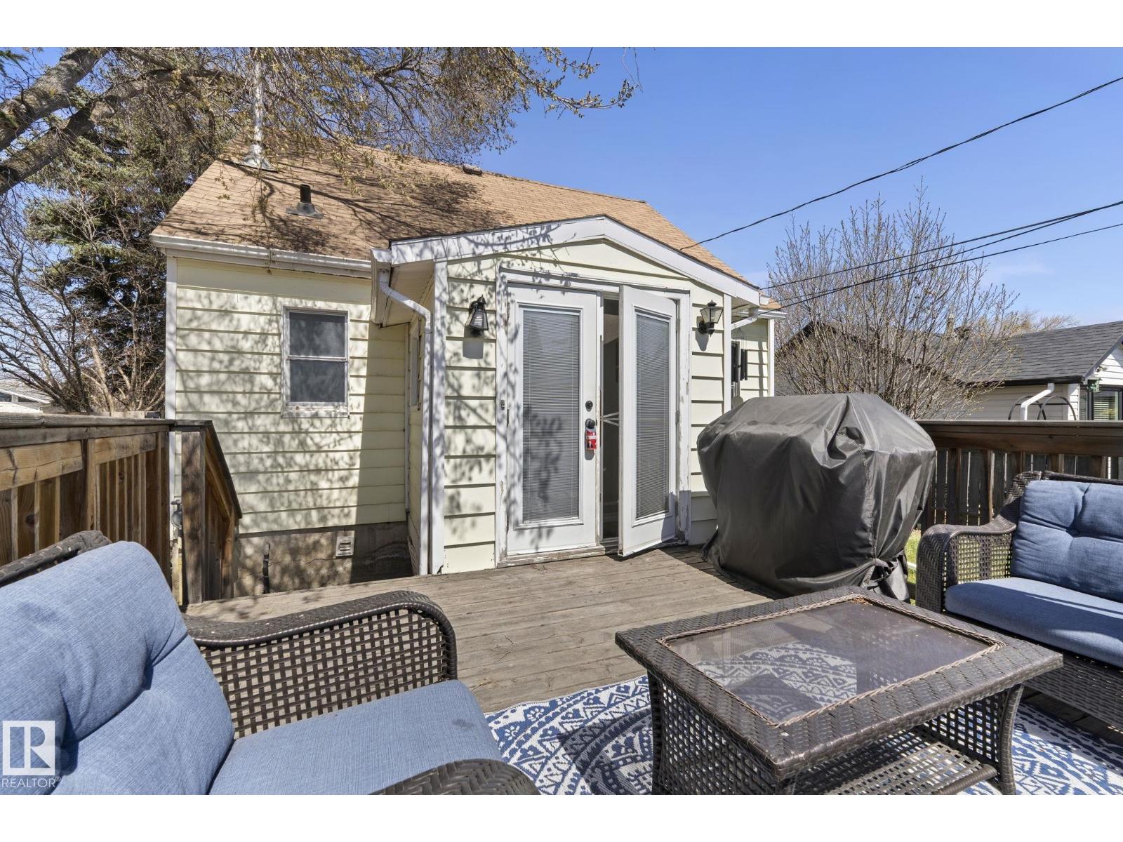 10117 103 AV — photo 48