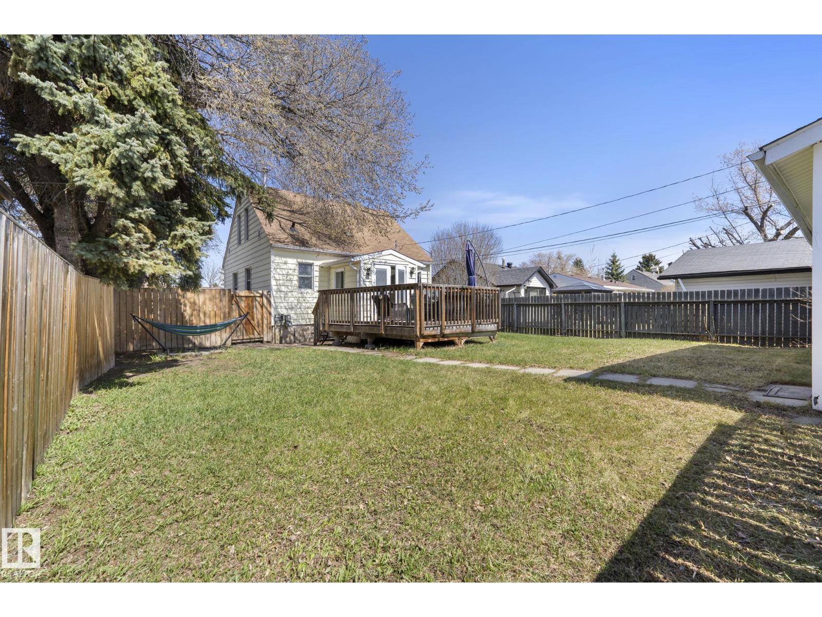 10117 103 AV — photo 50
