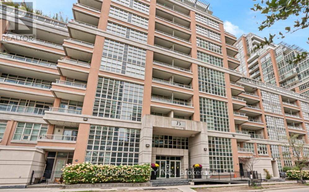 Listing photo of 809 - 75 EAST LIBERTY STREET