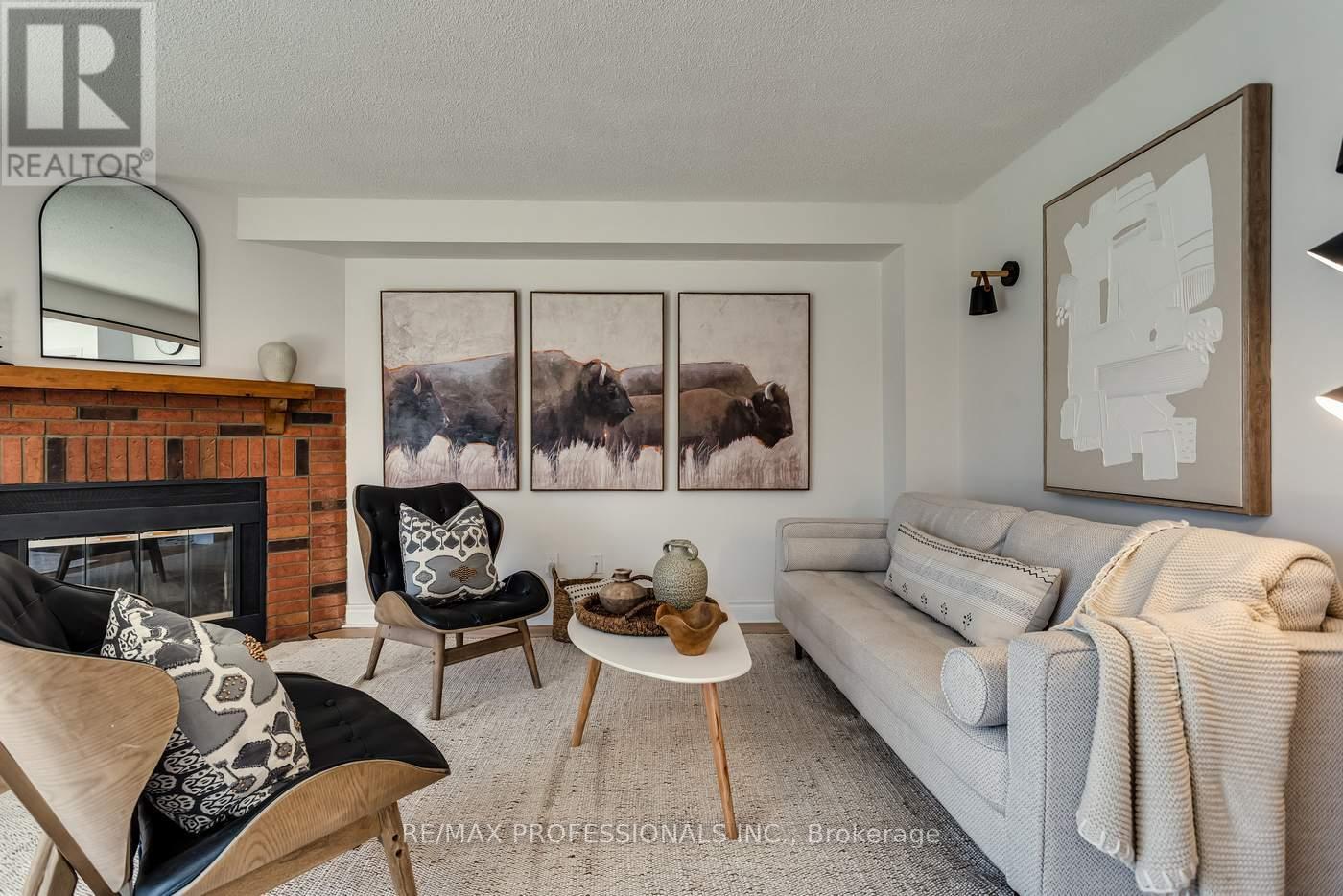 32 HEAVER DRIVE - 15