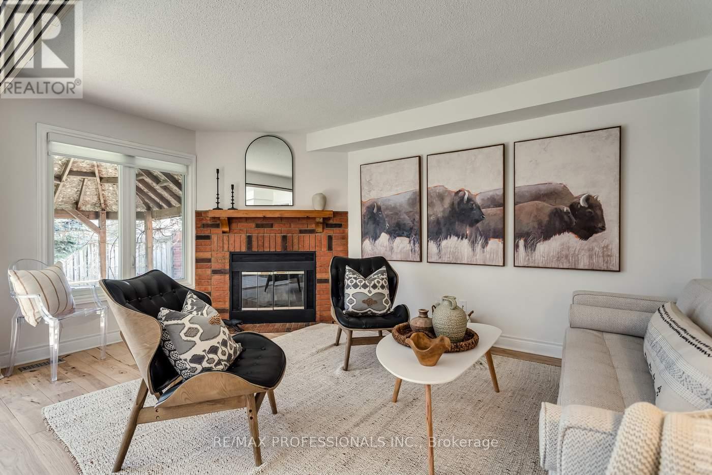 32 HEAVER DRIVE - 13