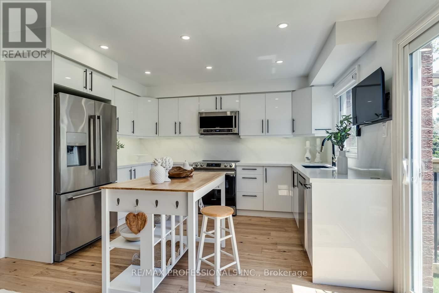 32 HEAVER DRIVE - 20