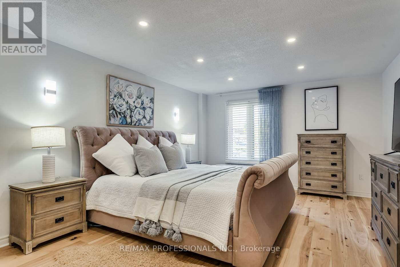 32 HEAVER DRIVE - 29