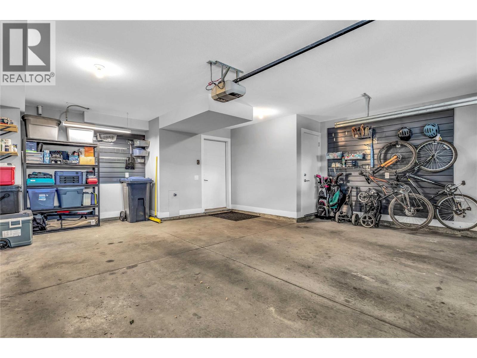 #9 1102 Cameron Avenue - 21