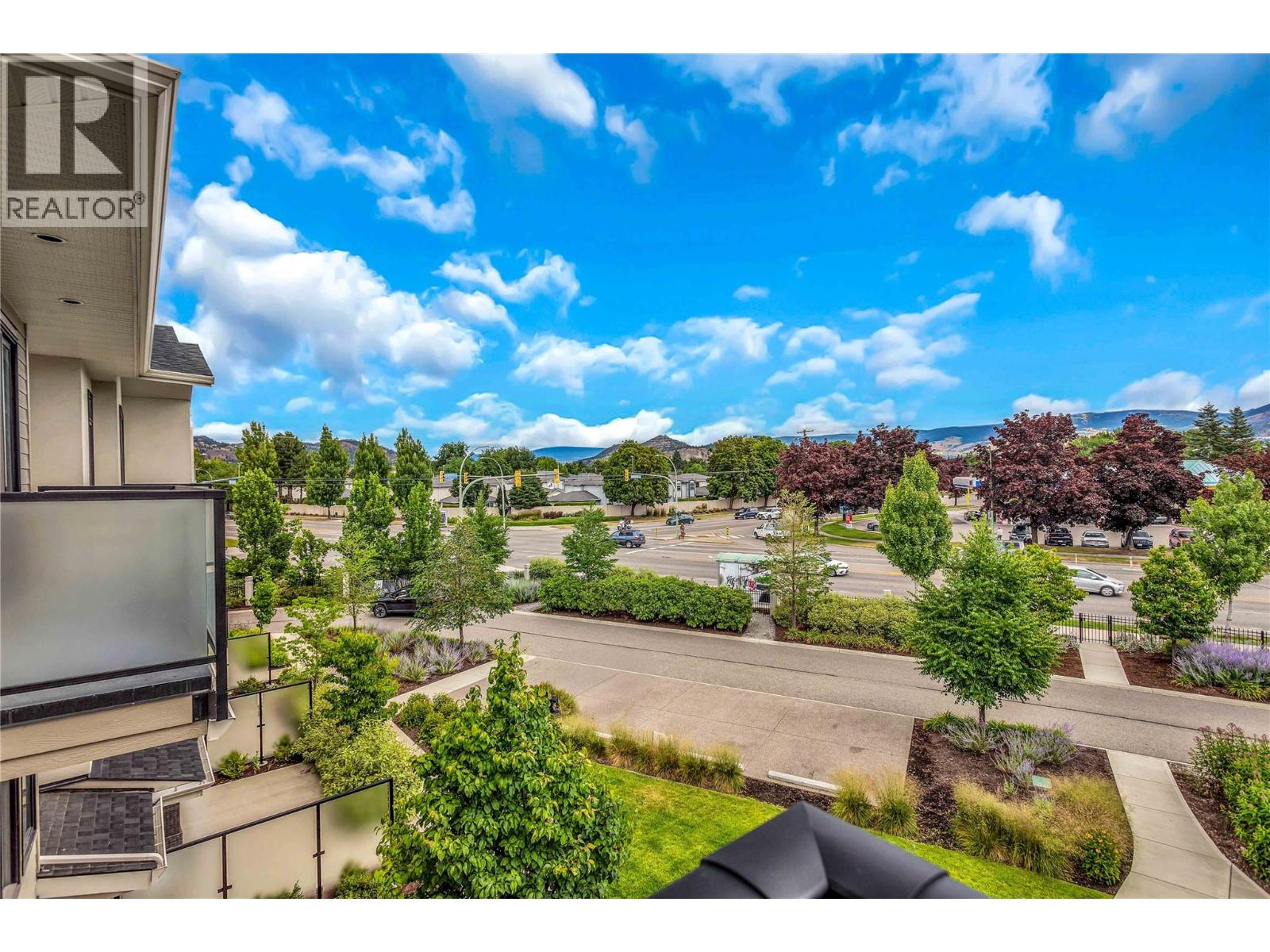 9 1102 Cameron Avenue, Kelowna