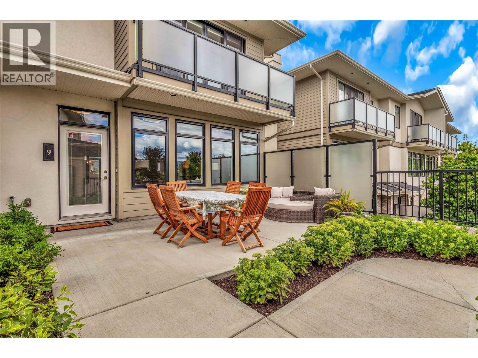 9 1102 Cameron Avenue, Kelowna