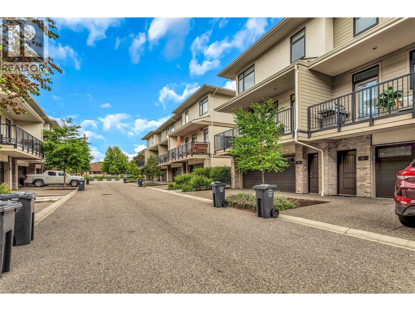 9 1102 Cameron Avenue, Kelowna