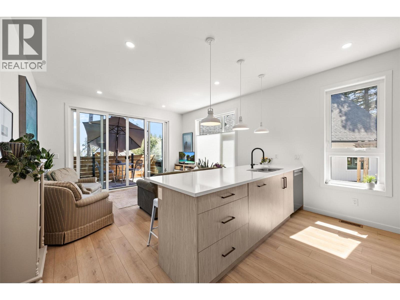 1018 West Kelowna Road - 30