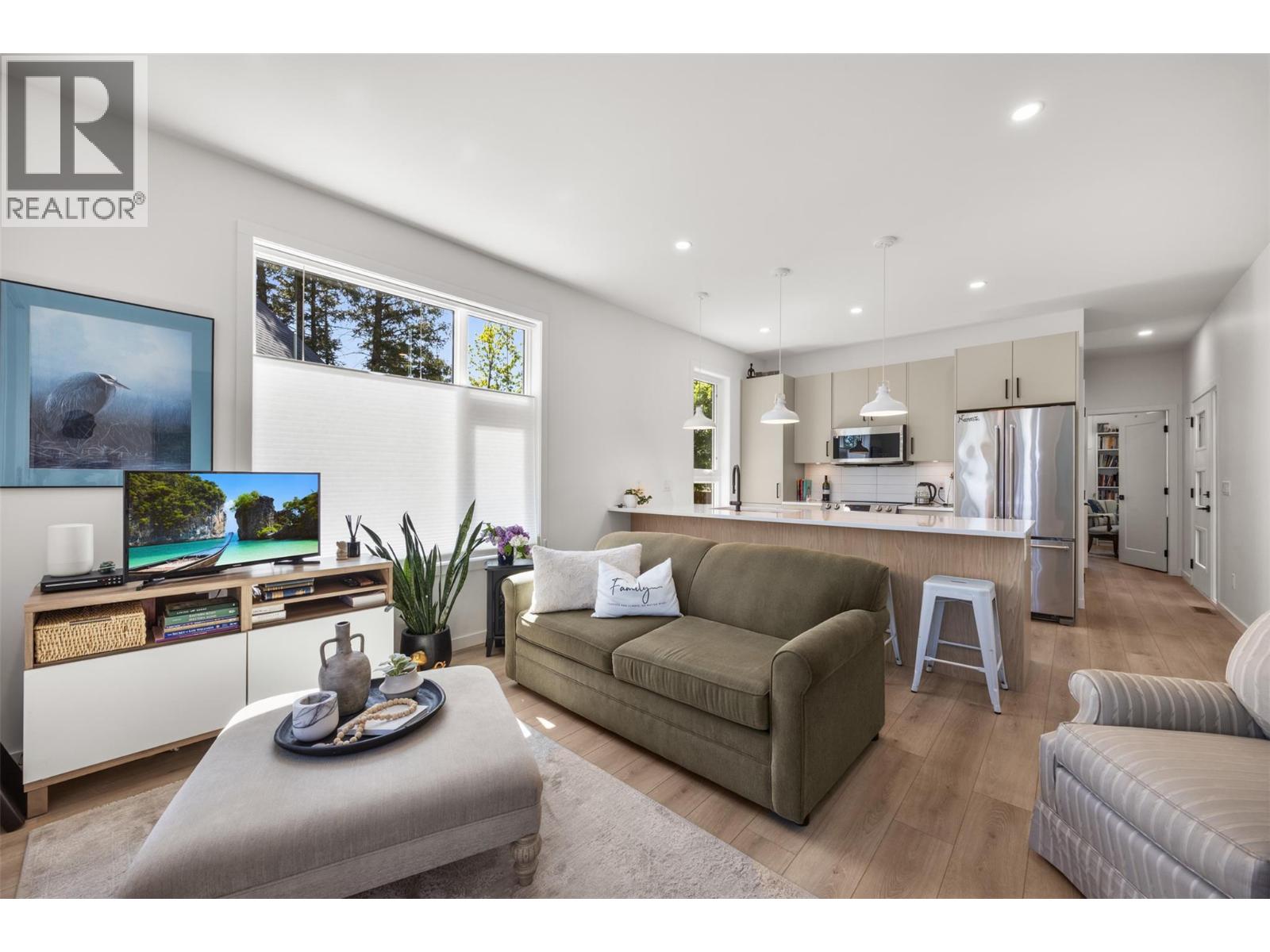 1018 West Kelowna Road - 35