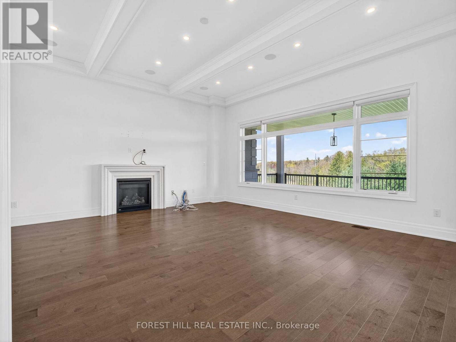 41 ELMERS LANE - 13