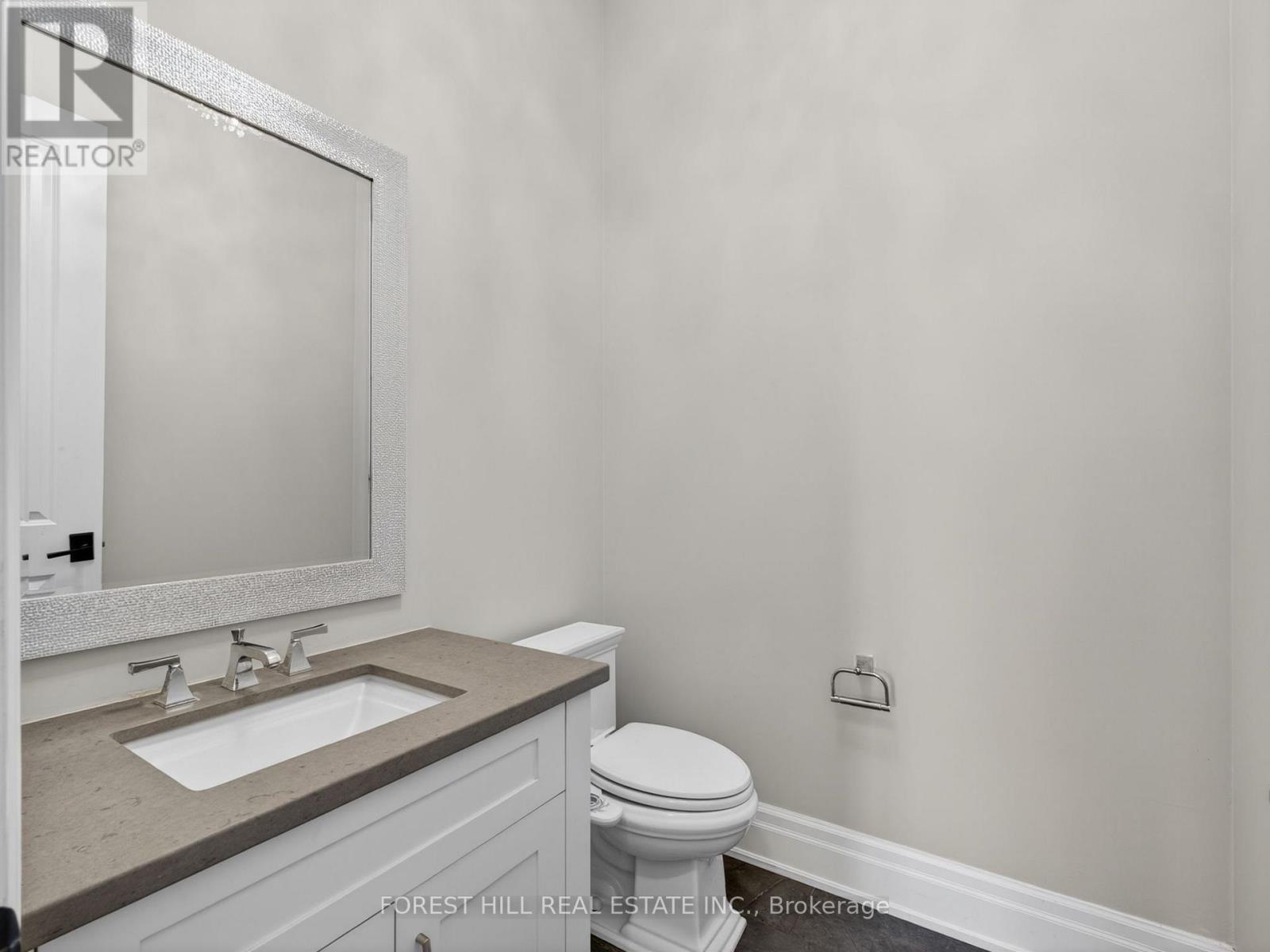 41 ELMERS LANE - 14