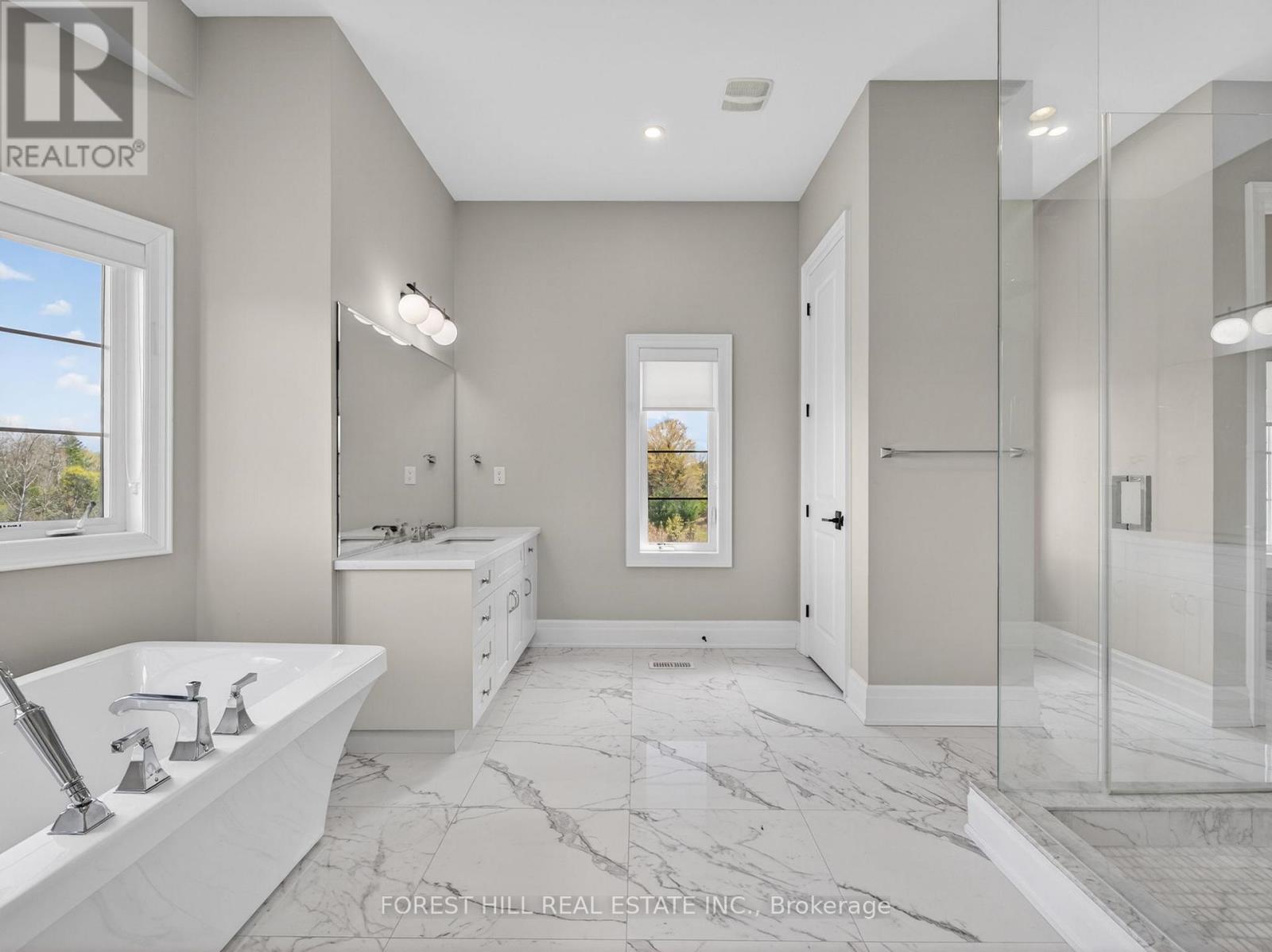 41 ELMERS LANE - 18