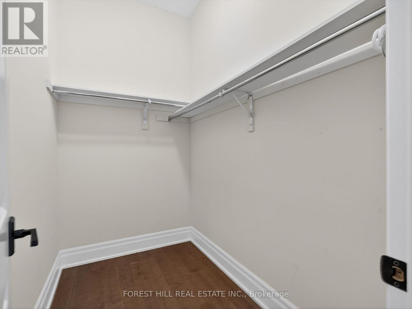 41 ELMERS LANE - 23