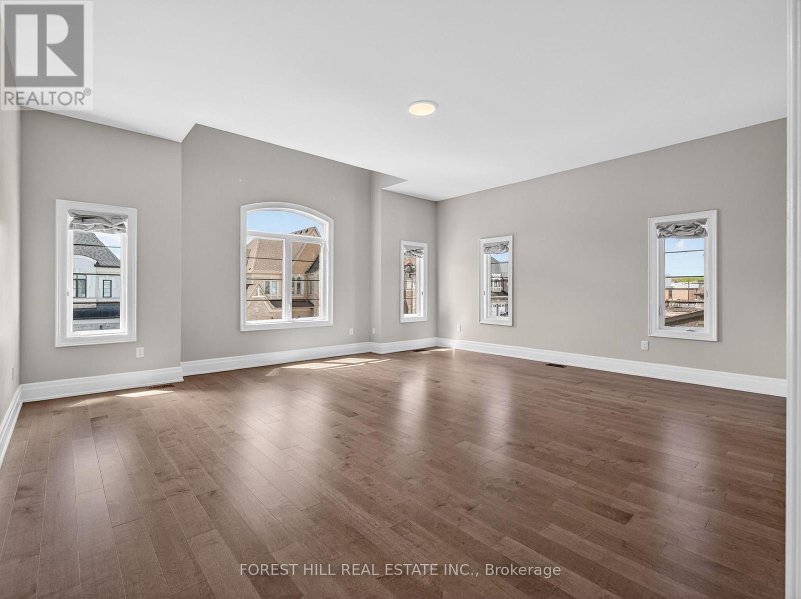 41 ELMERS LANE - 25