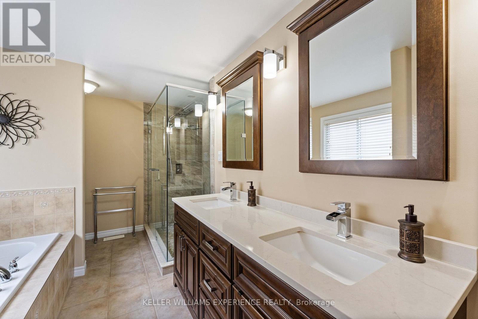 87 ARMEDA CLOW CRESCENT - 16