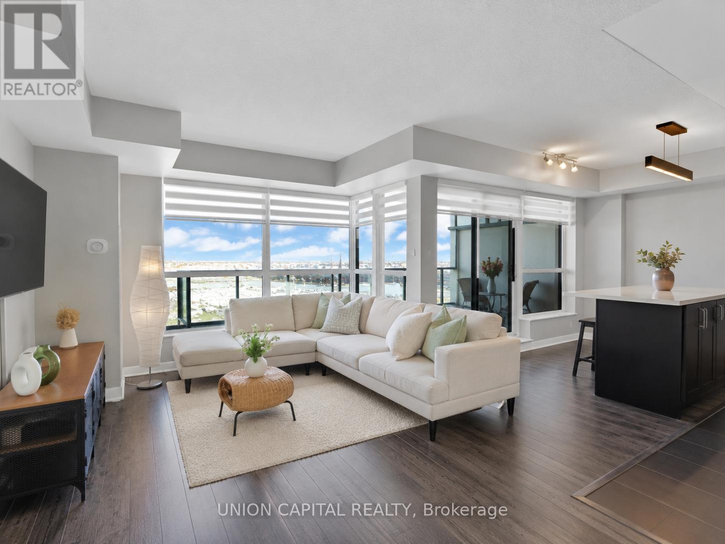 Listing photo of 622 - 75 NORMAN BETHUNE AVENUE E
