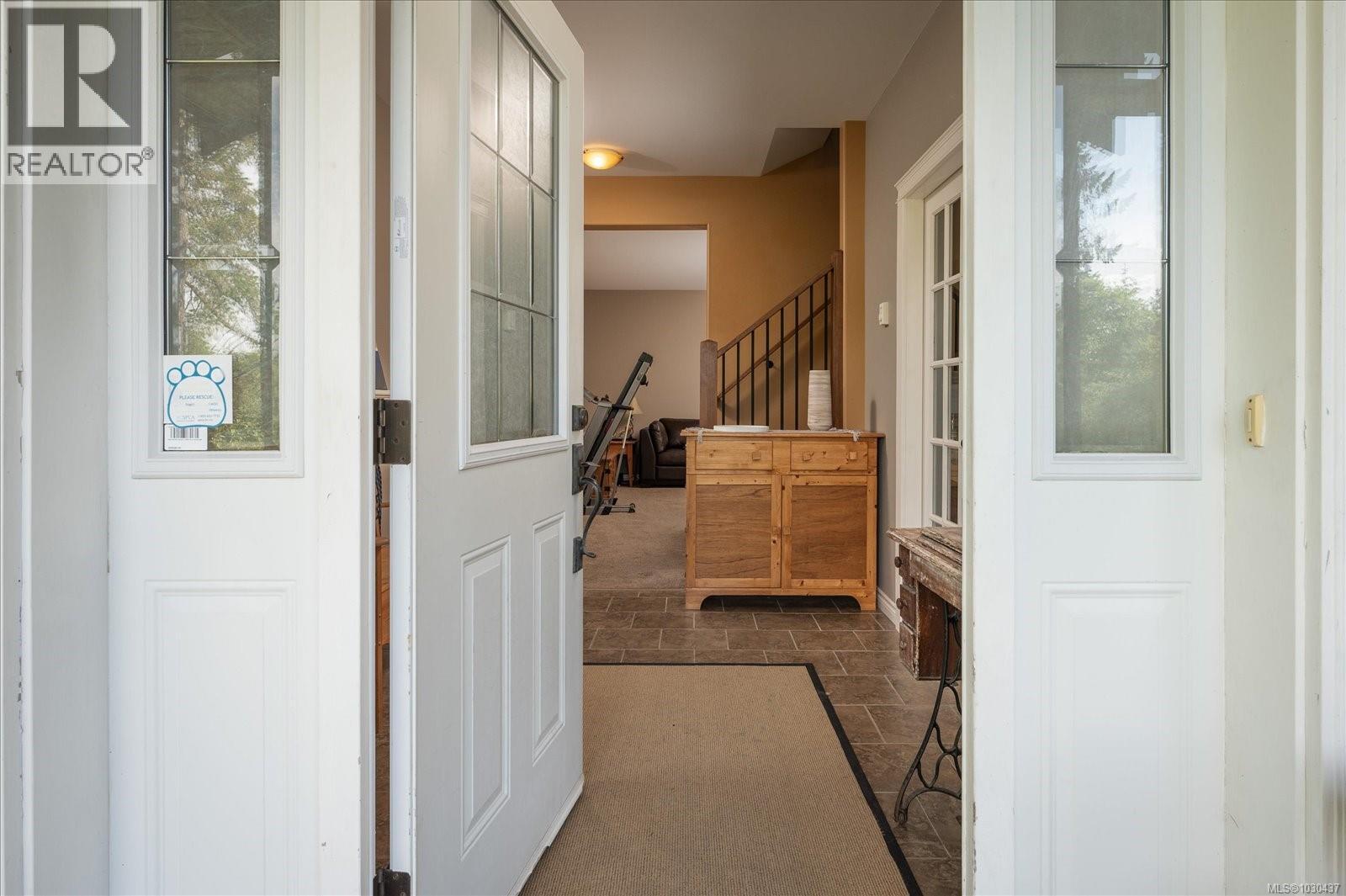4051 Sahtlam Rd - 5