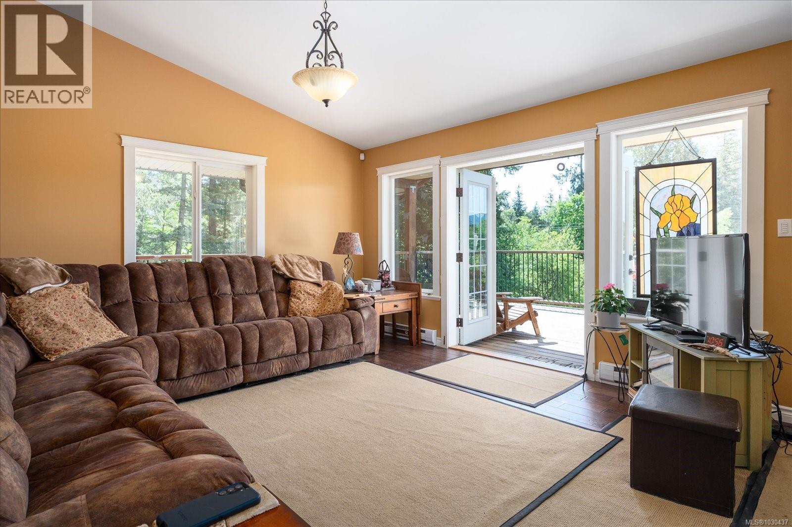 4051 Sahtlam Rd - 9