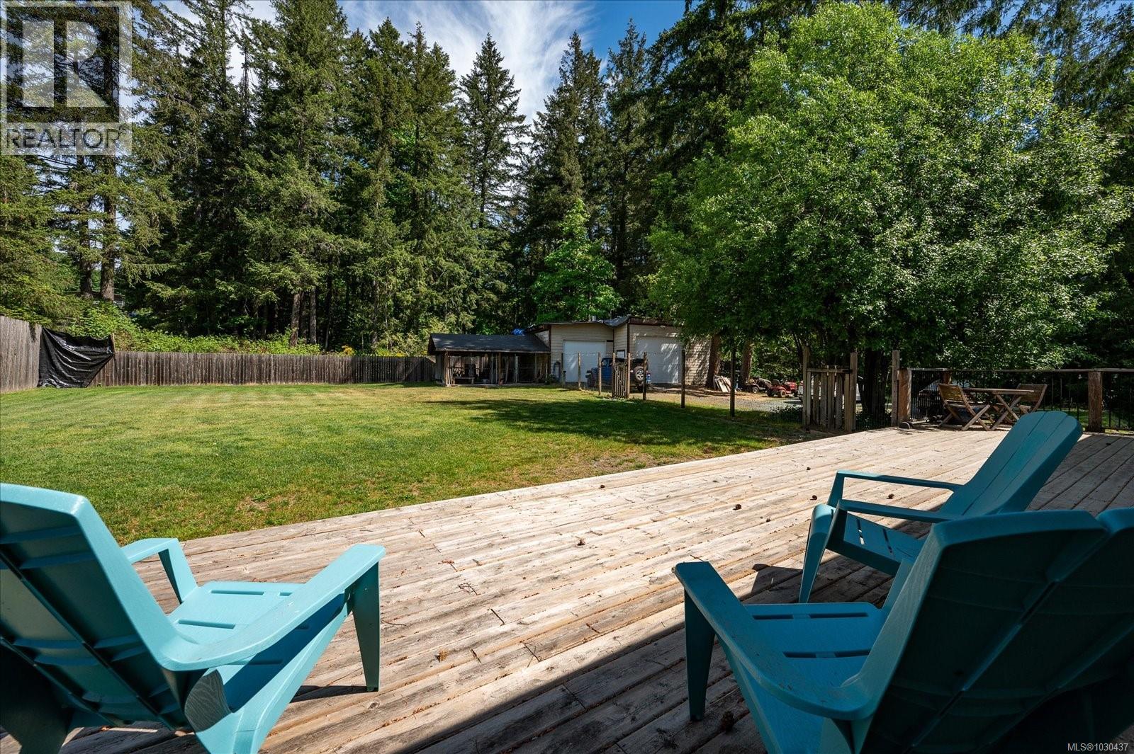 4051 Sahtlam Rd - 33