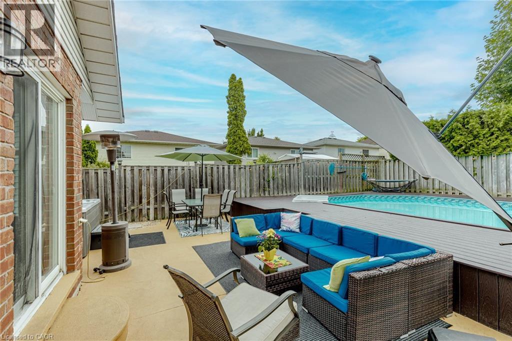 32 VINEBERG Drive - 41