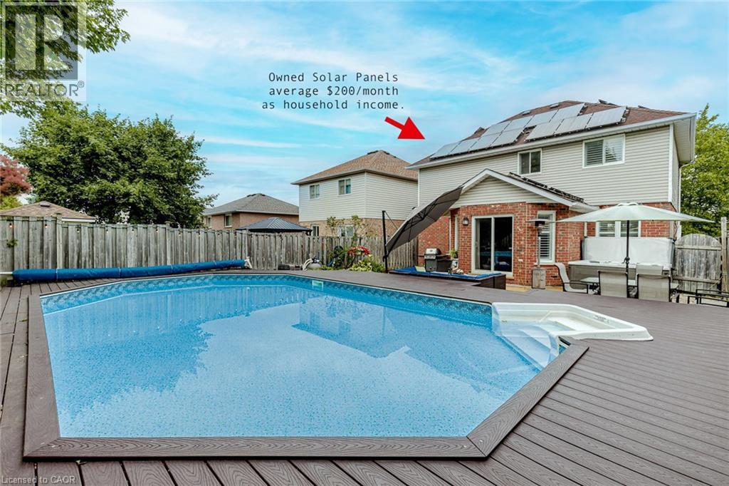 32 VINEBERG Drive - 44