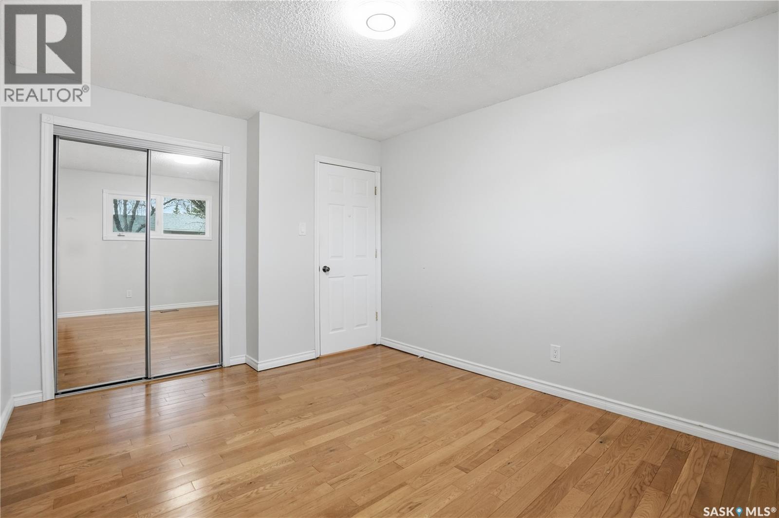 58 Nelles STREET - 24