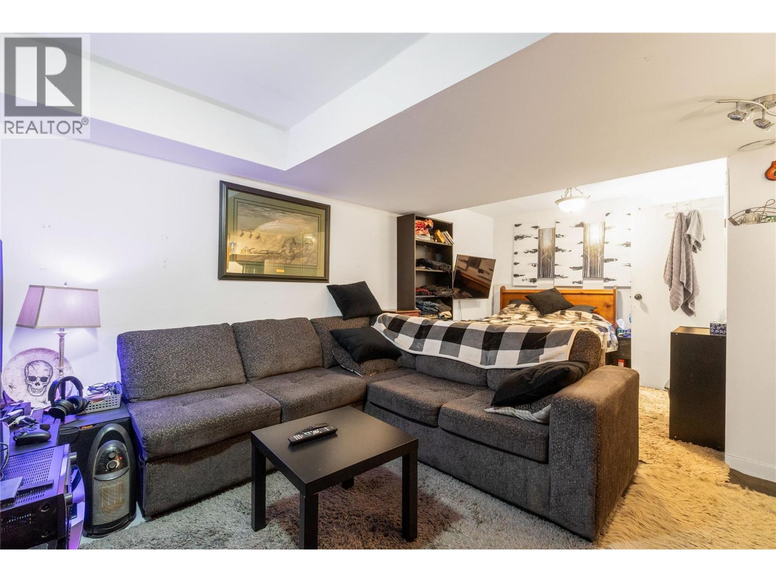 4540 72 Avenue NE - 55