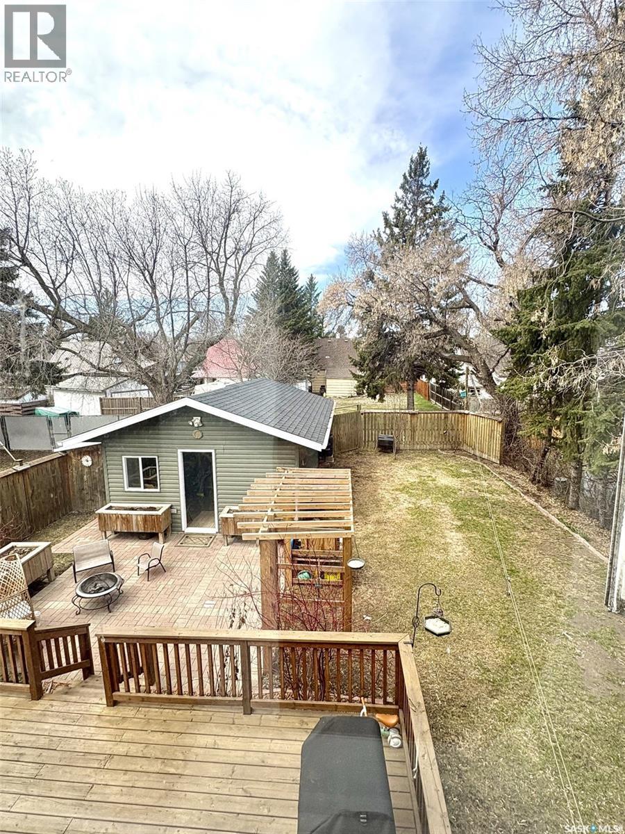 270 2nd AVENUE N - 24