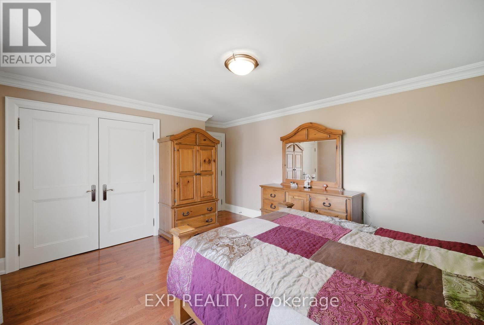45 FLAMBOROUGH DRIVE - 13