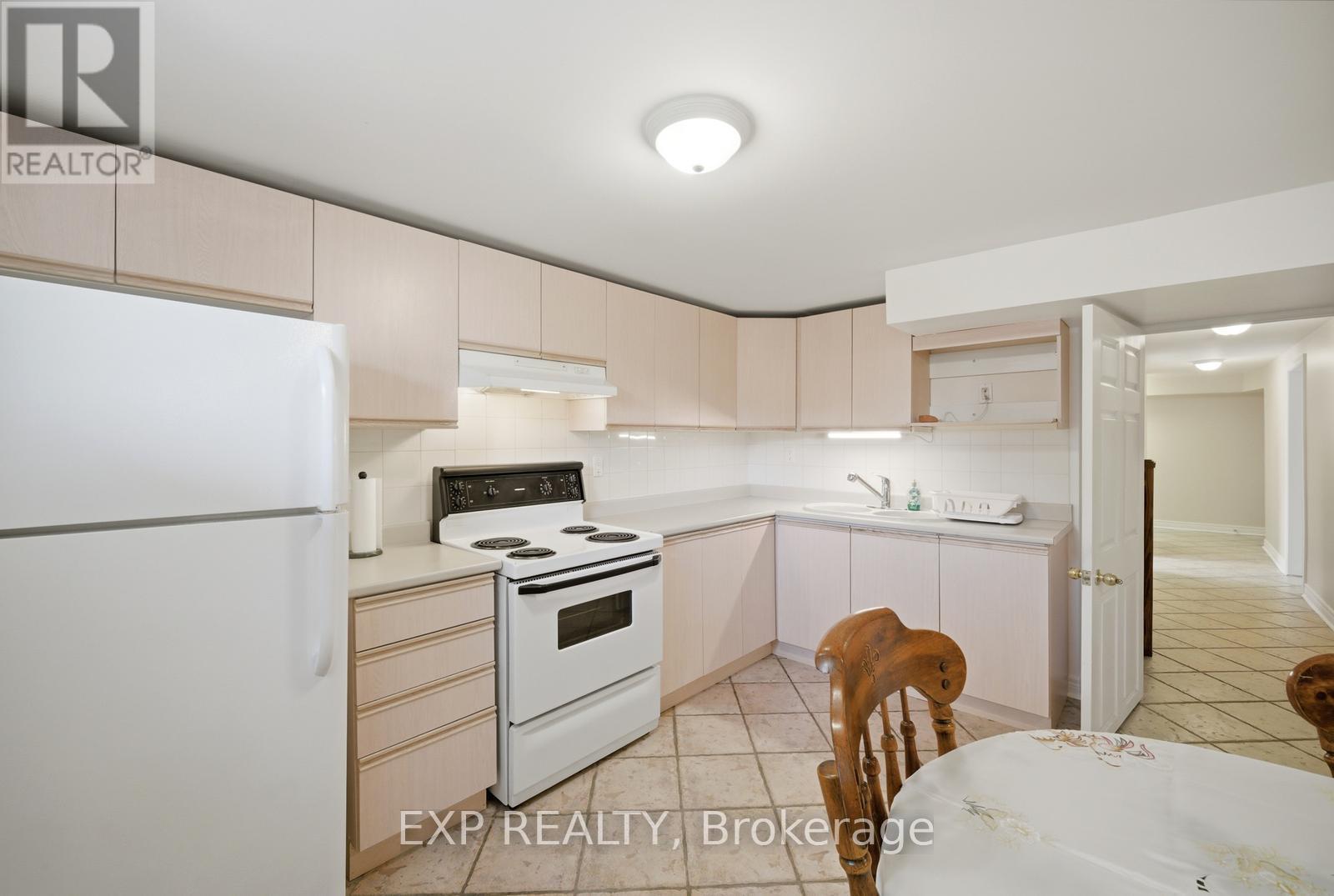 45 FLAMBOROUGH DRIVE - 19