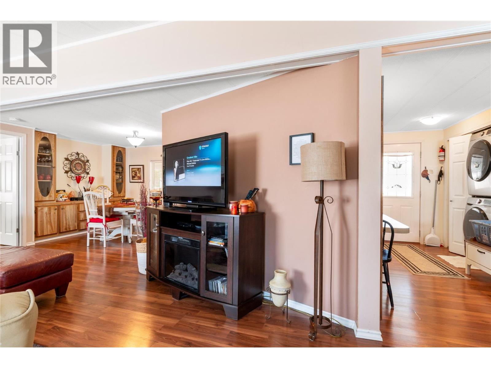 16 1361 30 Street Southeast, Salmon Arm