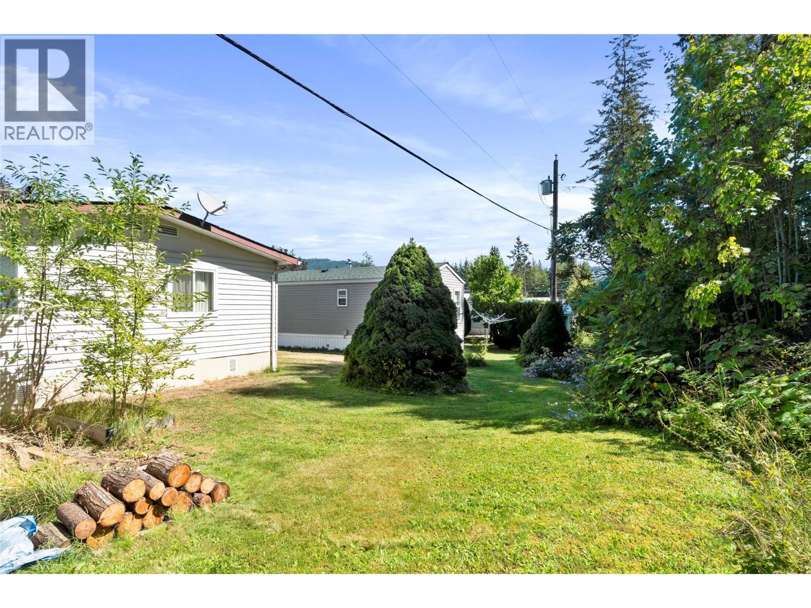 16 1361 30 Street Southeast, Salmon Arm