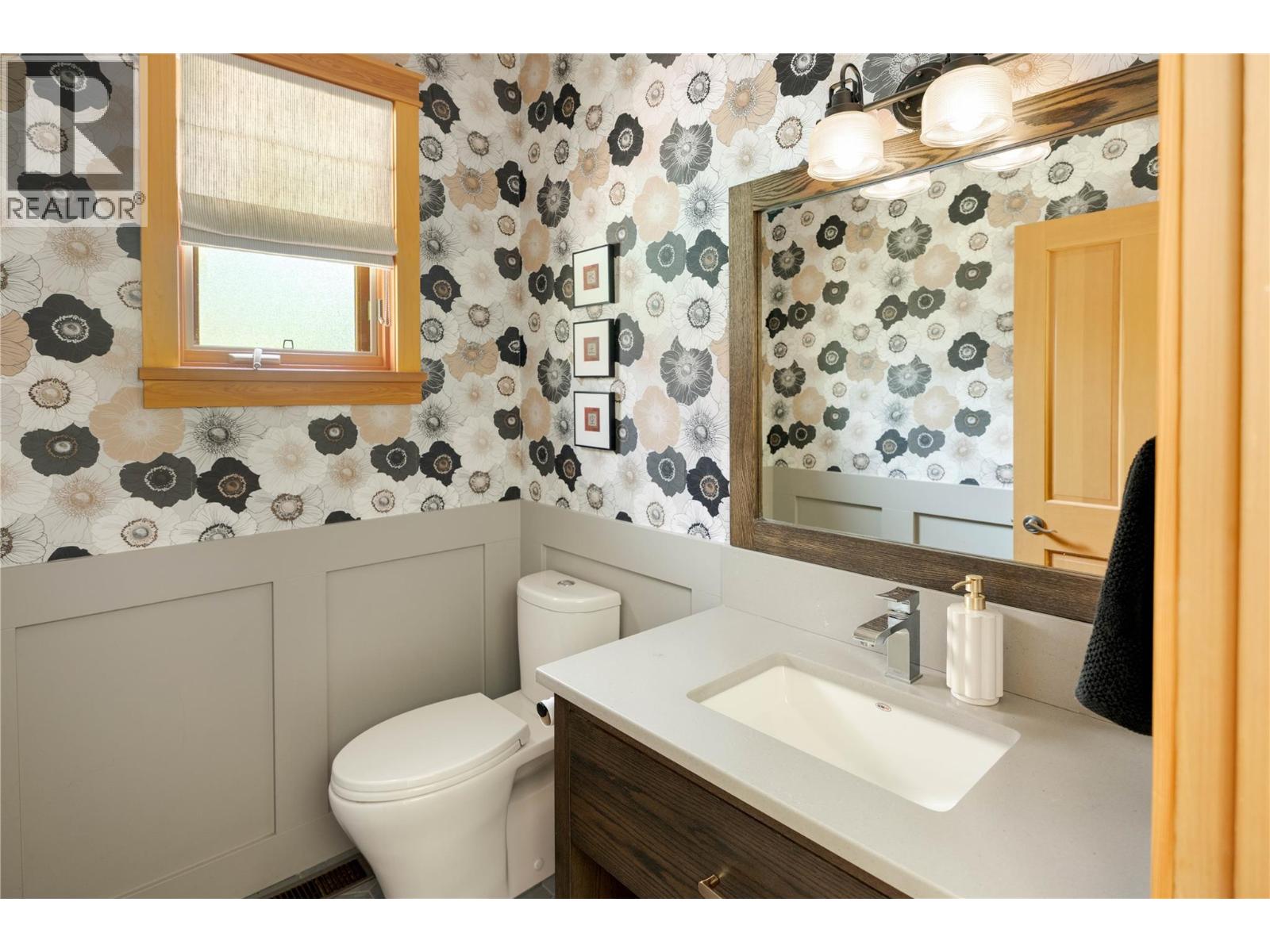 1783 MID RIDGE Court, Kelowna