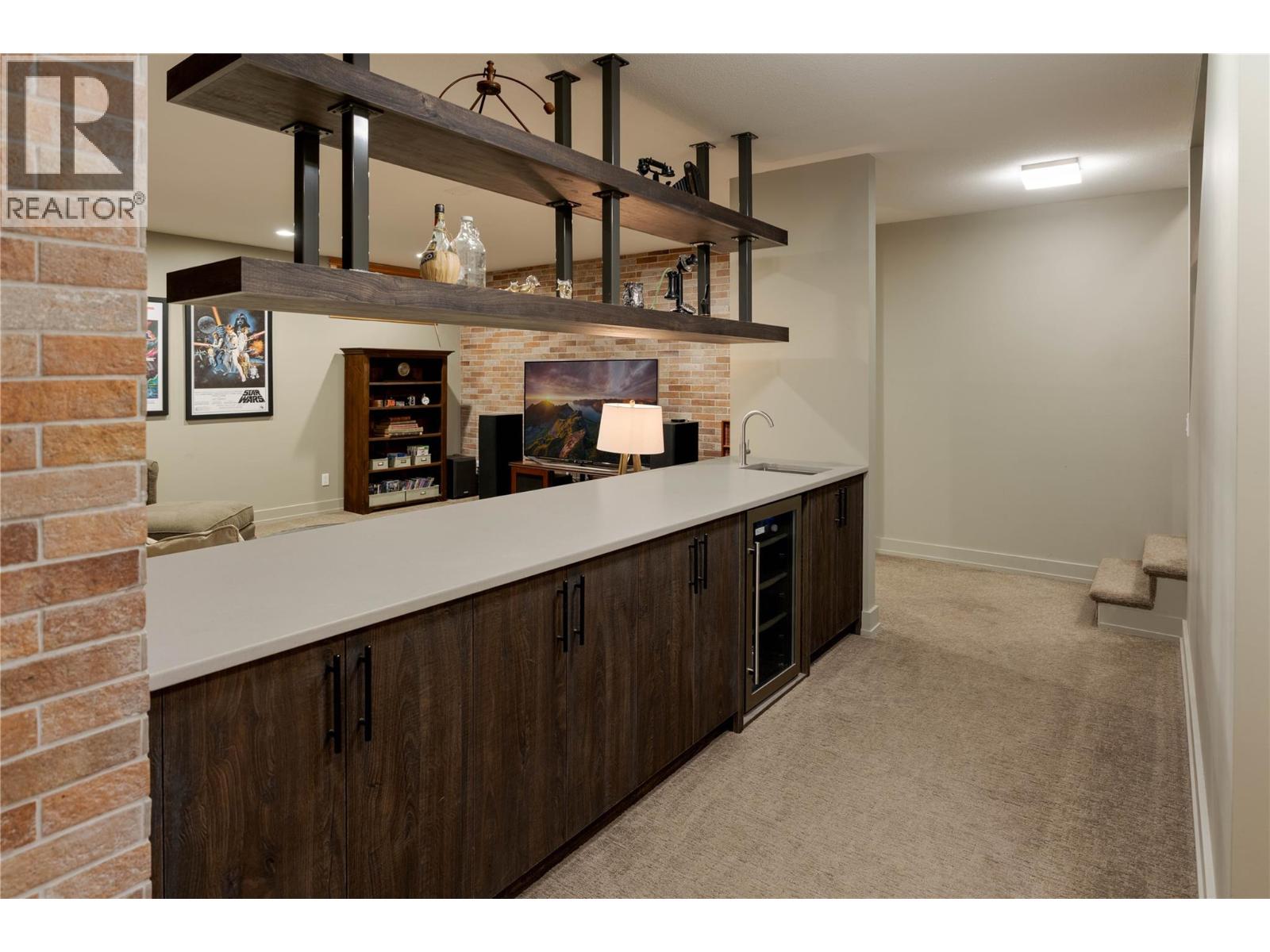 1783 MID RIDGE Court, Kelowna