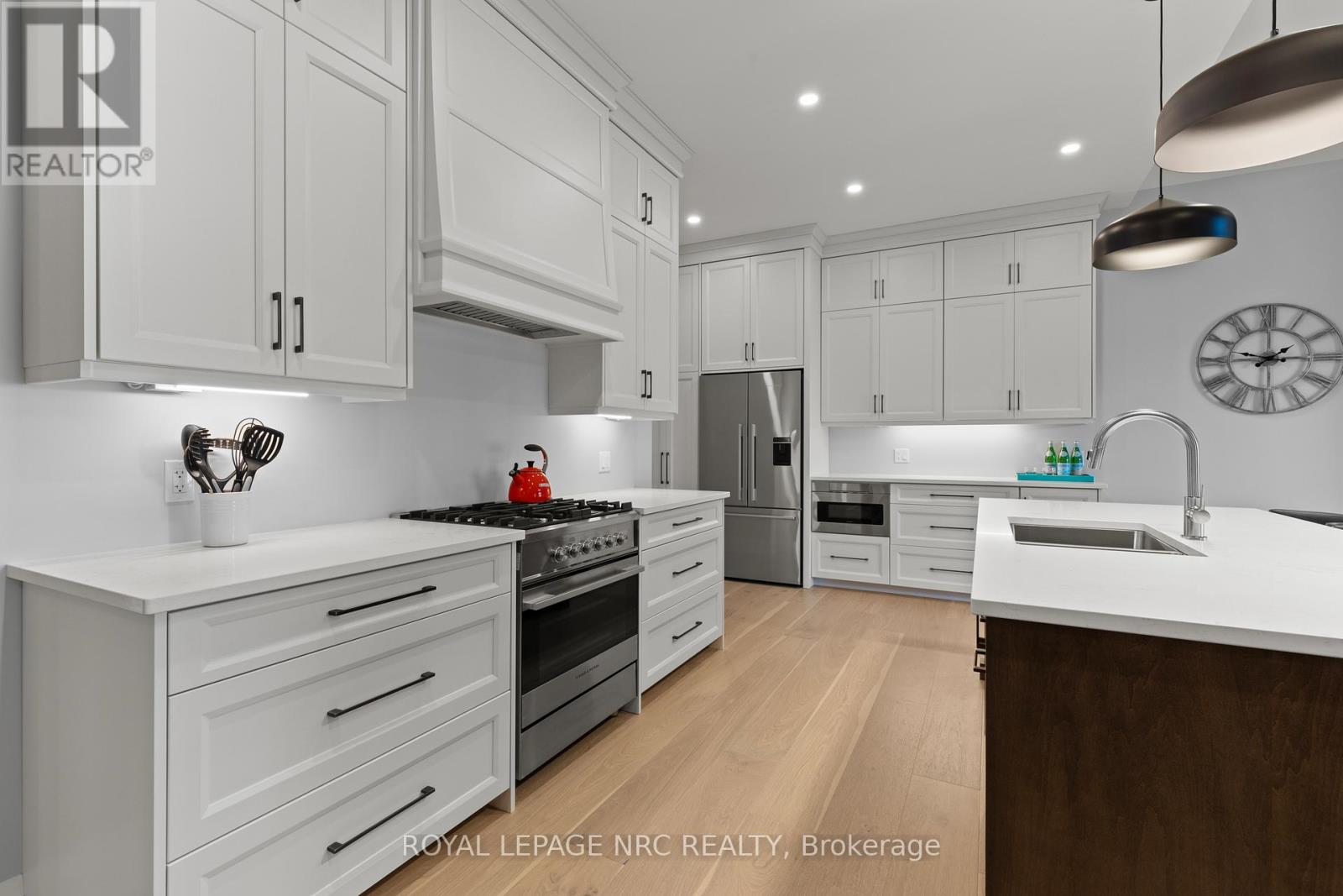#7 190 CANBORO ROAD - Image 6