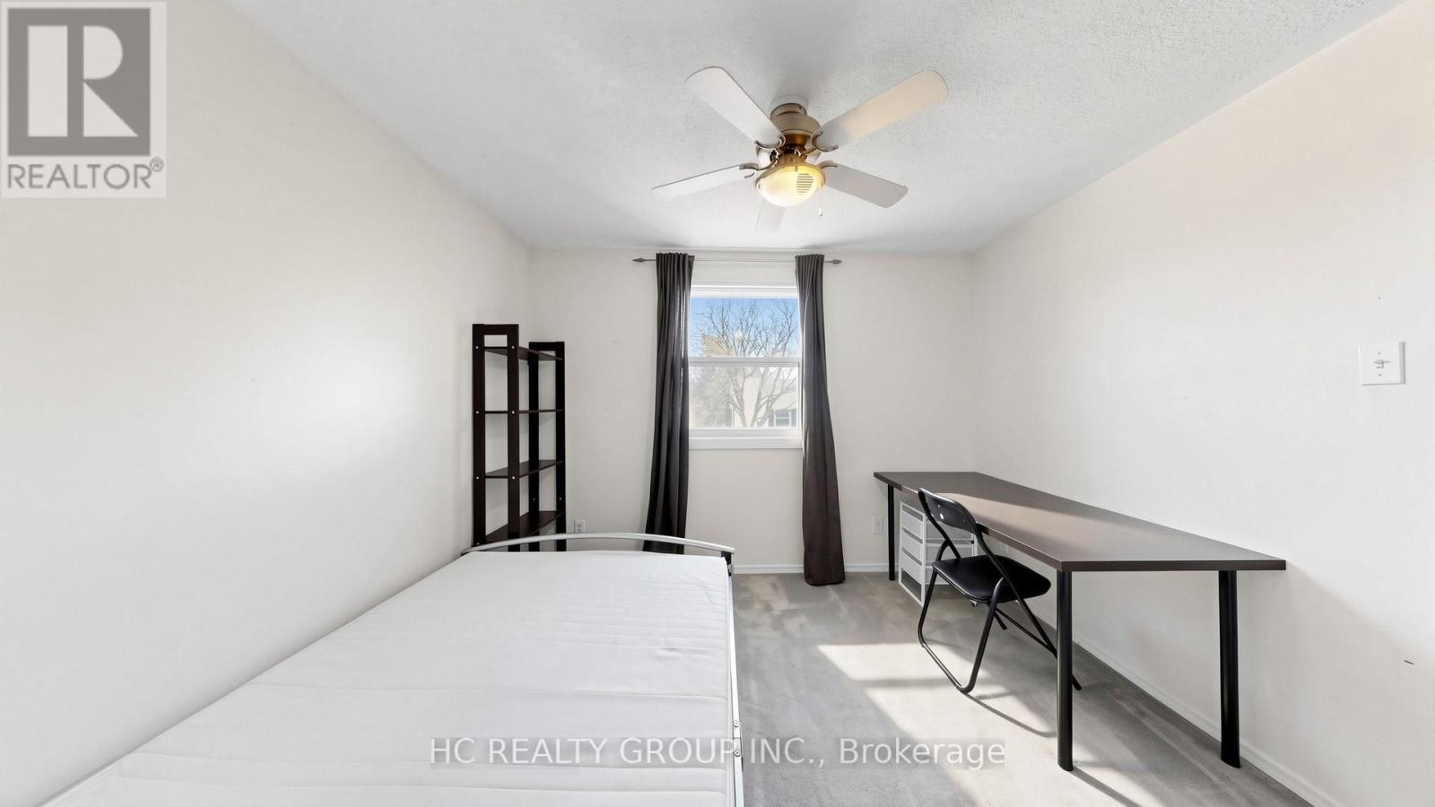 #1 433 KEATS WAY - 24